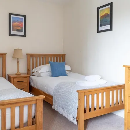 Newlands Tatil Evi *